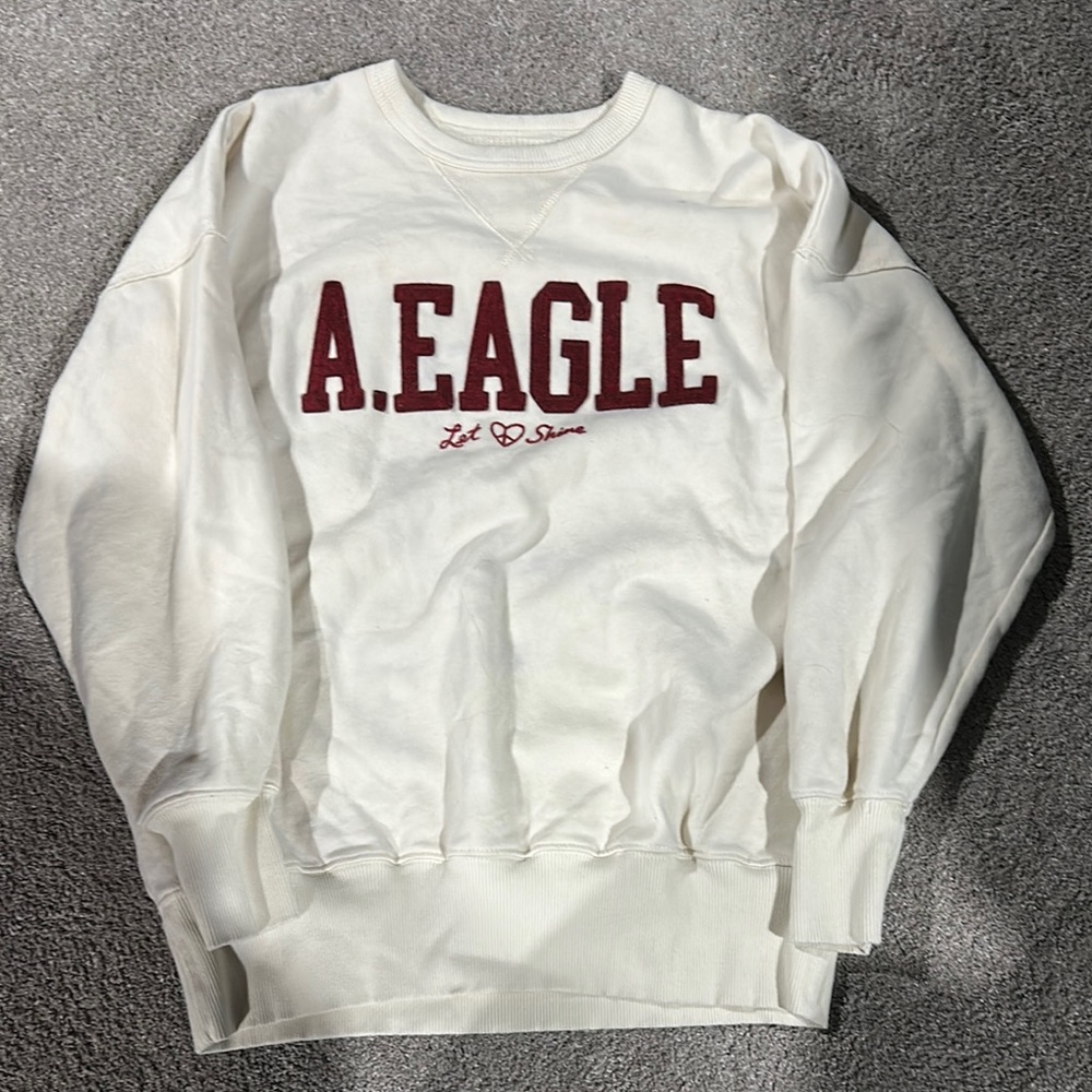 Cream American Eagle Crewneck